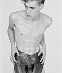 Boys The Best Black & White Pics 5ab006b07c651.jpg