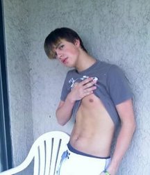 Boys in Color  5ab00d4bc7b85.jpg