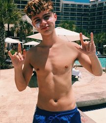 Boys Cute 8 5ac25b6e24f98.jpg
