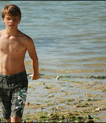 Boys All Different 10 5acb8cd9b55d3.jpg