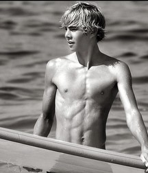 Boys For All  5ad4d48a17a6b.jpg