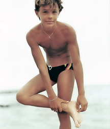 Boys For US 2 5ad51023355d4.jpg