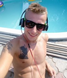 Boys Nude 3 5ae6345901abb.jpg