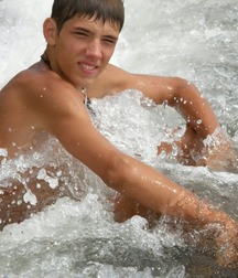 Boys Nudist 5b14201a2381b.jpg