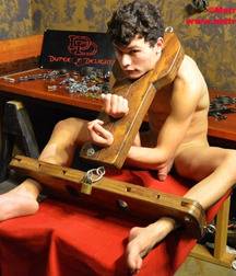 BDSM 55b7877ebd4ab.jpg