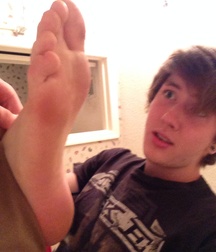 Adorable perfect feet 5885061cba708.jpg