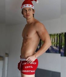 Xmas Boys 3  5e03d9876f871.jpg