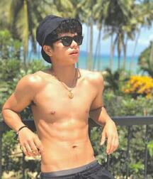 Hot guys twink tube sporty 610b218a90e27.jpg