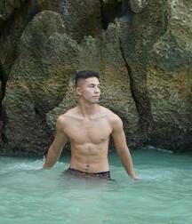 Hot guys twink tube sporty 610b2192f27ea.jpg