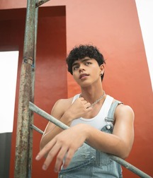 Hot guys twink tube sporty 610b21a95a0e5.jpg