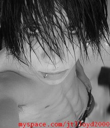 black and white 57d485f984c6b.jpg