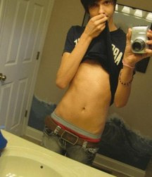 white boys 5878470bc692b.jpg