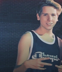 My Fav Boys (*some local Grindr tricks) 5dd92586efd29.jpeg