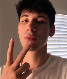 My Fav Boys (*some local Grindr tricks) 5dd9258874f47.jpeg