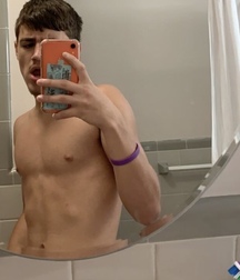 My Fav Boys (*some local Grindr tricks) 5dd925951f087.jpeg