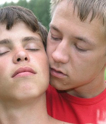 Mike18 and Riki 570aedde9e10e.jpg