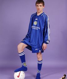 Handsome Soccer Player 591a6f4bb7ab0.jpg