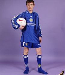 Handsome Soccer Player 591a6f4dc5730.jpg