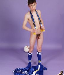 Handsome Soccer Player 591a6f830ef11.jpg