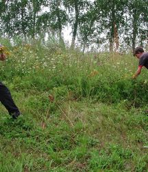 Mike18 and Viktor in Nature 5a91bf67cb453.jpg