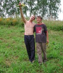 Mike18 and Viktor in Nature 5a91bf9f7e5a8.jpg