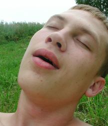 Mike18 and Viktor in Nature 5a91c040b17e6.jpg