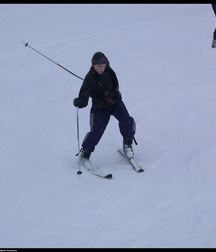 Klark and Nazar : Interesting Ski Holiday Encounter 5ac43510f2b6c.jpg