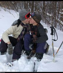 Klark and Nazar : Interesting Ski Holiday Encounter 5ac43537bee1e.jpg