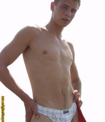 Egor Solo : Sunflowers 5adcd883caac9.jpg