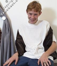 Duncan in Bed (Full Set, I Think) 5b4539383ea40.jpg
