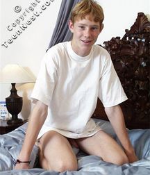 Duncan in Bed (Full Set, I Think) 5b4539c0df637.jpg