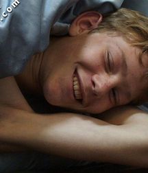 Duncan in Bed (Full Set, I Think) 5b453b0e4ce72.jpg