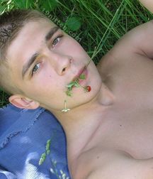 Garik (19n) Two (Full Set) 5c4809af2bb05.jpg