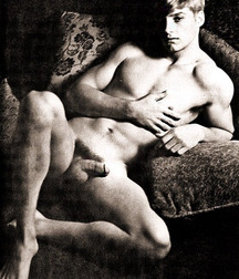 Erotica 438 55a8a2b526ea8.jpg