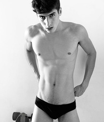 The Boy Next Door 02 55ce99ffe9a0b.jpg