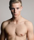 The Boy Next Door 03 55d4284c6a8e6.jpg