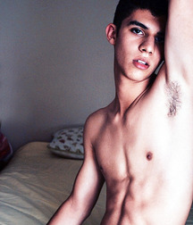 The Boy Next Door 09 55f5386e2782a.jpg