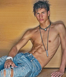 The Boy Next Door 14 562b447a56fb9.jpg