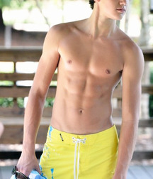 The Boy Next Door 15 56346b5bae229.jpg