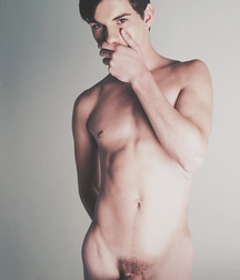 The Boy Next Door 15 56346b694e792.jpg