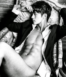 Erotica 481 563efad041312.jpg