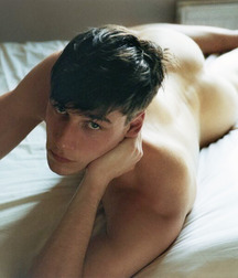 The Boy Next Door 22 567e3df7198dd.jpg