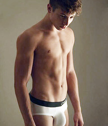 The Boy Next Door 25 56c1aad757bfb.jpg