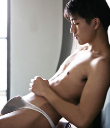 The Boy Next Door 30 56e52eabedc38.jpg