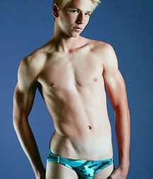 The Boy Next Door 31 56f642275ea70.jpg