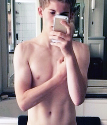 The Boy Next Door 38 5785eff99c78d.jpg