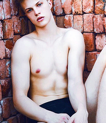 The Boy Next Door 39 578fd43133324.jpg