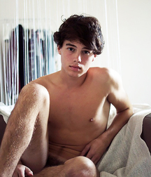 The Boy Next Door 41 57e645208bee8.jpg
