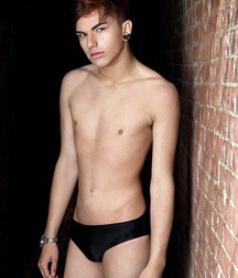 The Boy Next Door 48 589550807a1cf.jpg