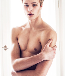 The Boy Next Door 50 58a56d23ac572.jpg